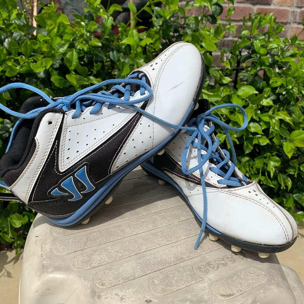 Cleats - Picture 2 of 7